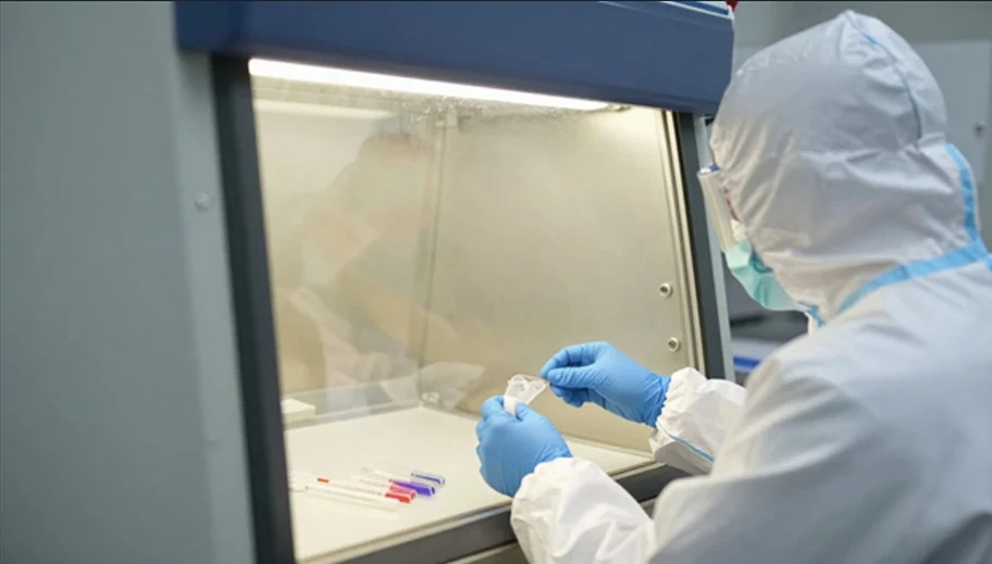 Class II Type A2 vs. Type B2 Biosafety Cabinets: Which Does Your Lab Actually Need?